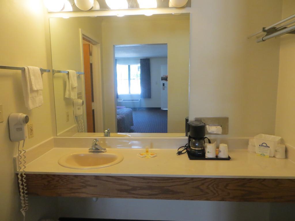 Days Inn Milledgeville Eksteriør billede